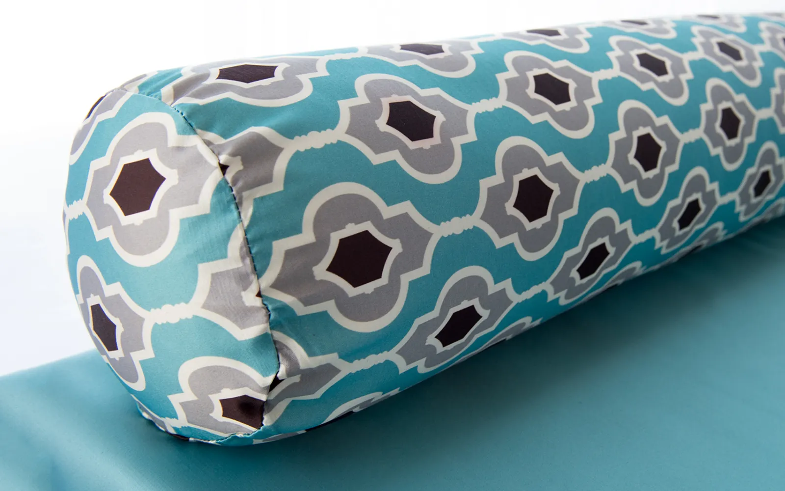 SO_14_YourTable_Main_Bolster_1600