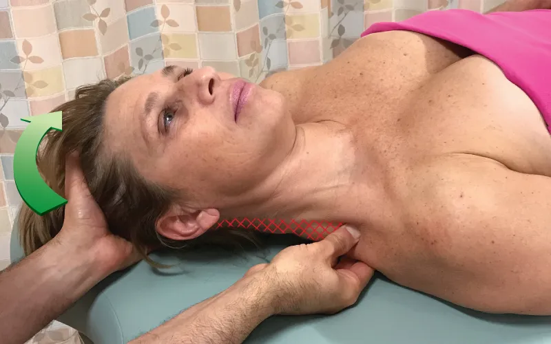 MJ_19_StretchingTheNeck4_800