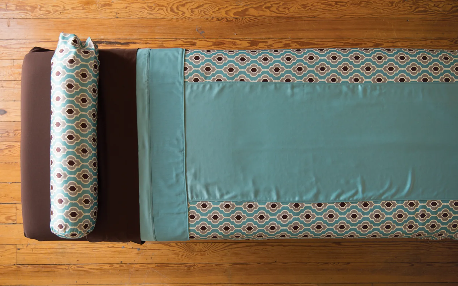 SO_14_YourTable_Secondary4_Reversible_1600